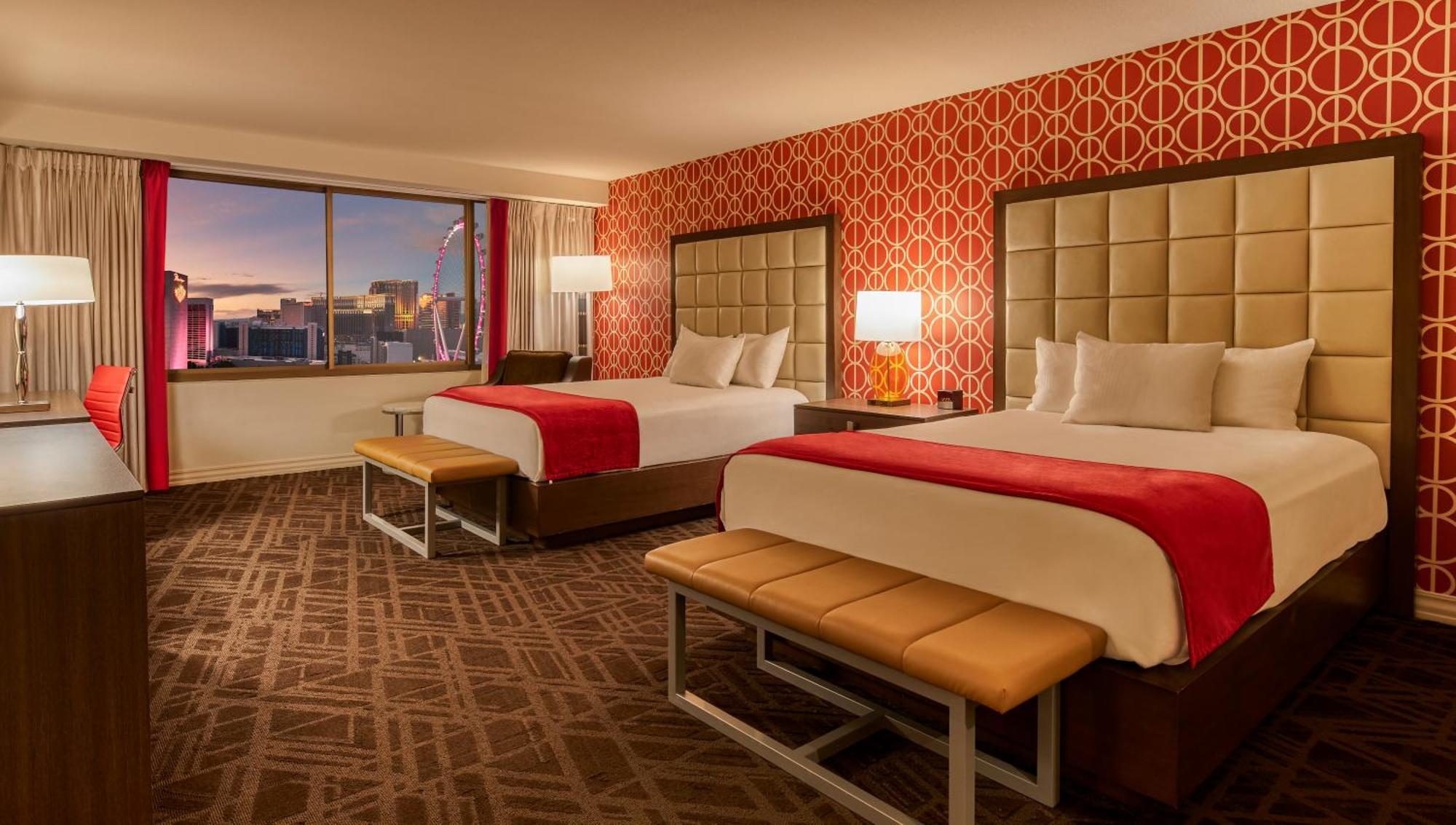 Resort Room 2 Queens High Roller View Non-smoking